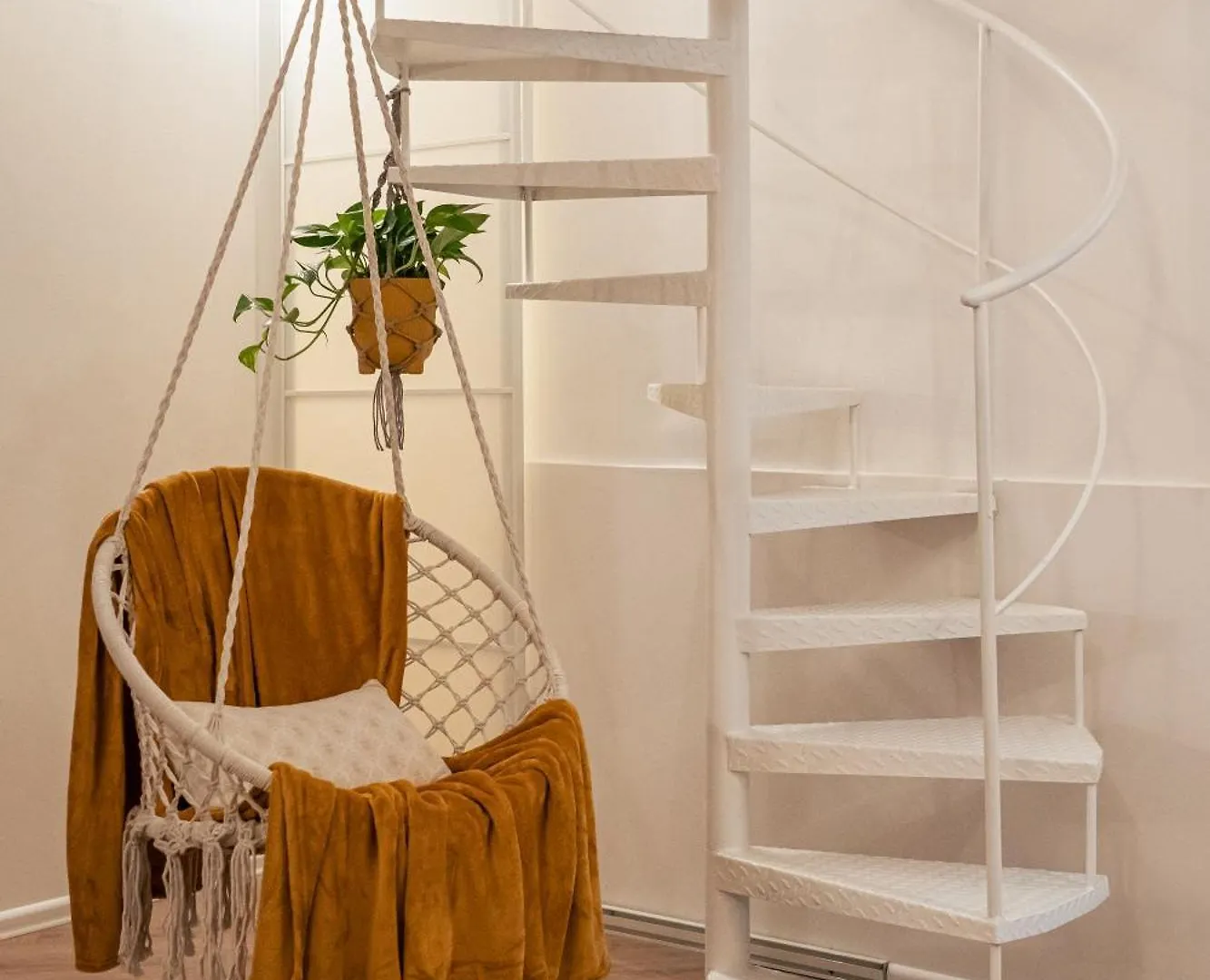 Modern Design Apartment In Historical City Center Catane